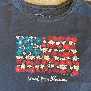 Life is Good tshirt, sz L, ladies
